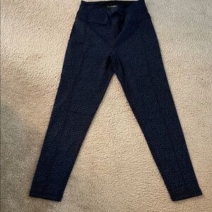 Lilly Pulitzer Never Worn Luxletic Midnight Blue Animal Print Leggings Medium